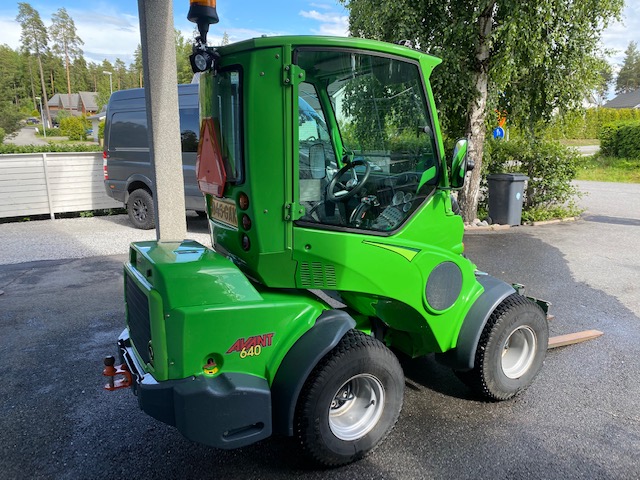 Vuokraa Avant 640LX kuormaaja 3