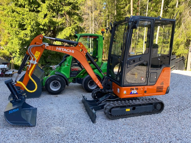 Vuokraa Hitachi ZX19-6 kaivinkone 1